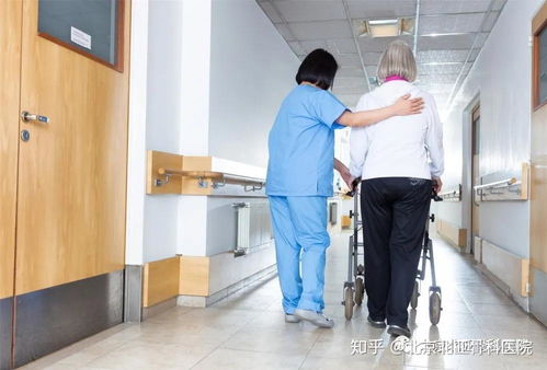 完全截瘫患者在上海走起来了 完全截瘫患者在上海走起来了