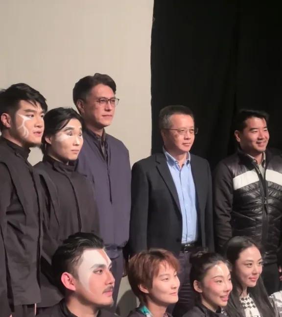 靳东建议成立国家遗嘱库 靳东建议成立国家遗嘱库