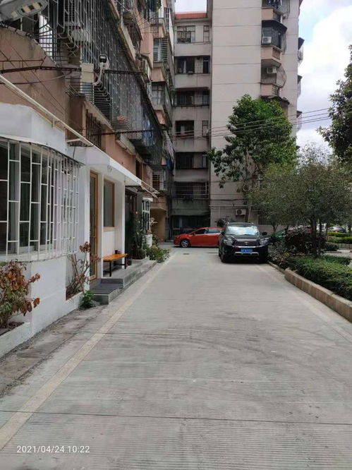 旧汽车台灯改造多少钱 旧汽车台灯改造多少钱