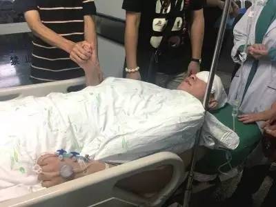妻子被骚扰男子反击砍伤一人 妻子被骚扰男子反击砍伤一人