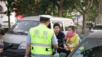 汽车违章停车罚款多少钱 汽车违章停车罚款多少钱