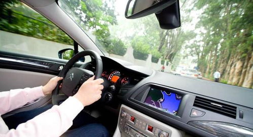汽车起步要踩多少刹车 汽车起步要踩多少刹车