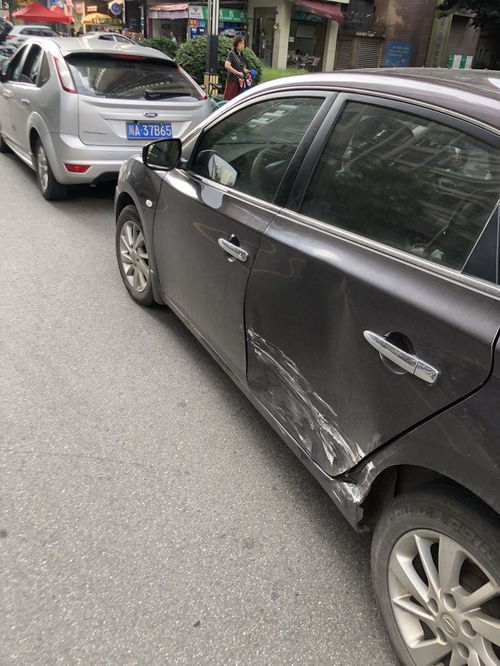 汽车门板金修复多少钱 汽车门板金修复多少钱