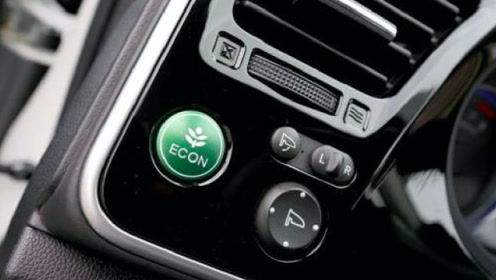 汽车3挡开多少码省油 汽车3挡开多少码省油