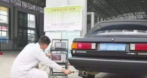 汽车油门轰多少转 汽车油门轰多少转
