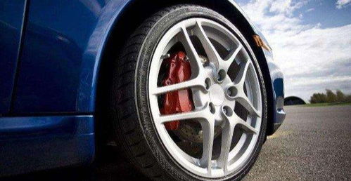 汽车 胎压 多少