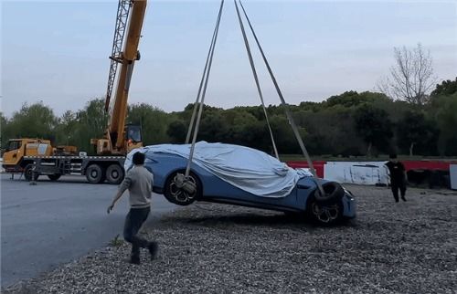 汽车撞墙大修要多少钱 汽车撞墙大修要多少钱