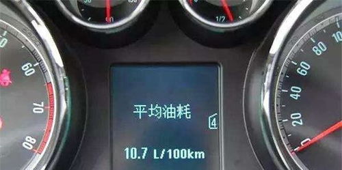 汽车低压多少算正常 汽车低压多少算正常