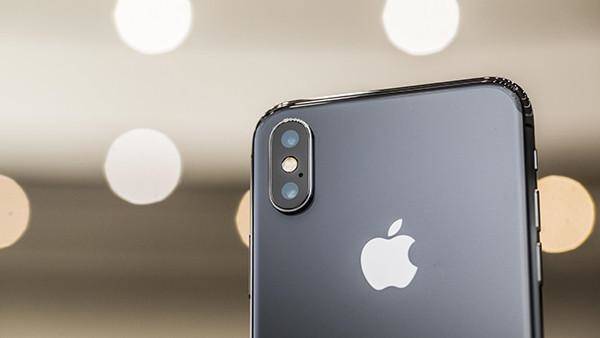 美高官:百万美国人将拧螺丝造iPhone 美高官:百万美国人将拧螺丝造iPhone