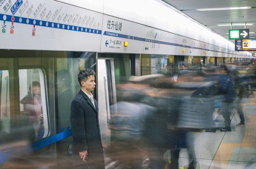 南京地铁回应乘客看到诡异人脸 南京地铁回应乘客看到诡异人脸