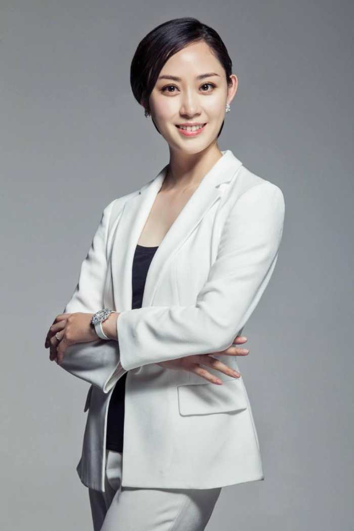郭露西成全球最年轻女性亿万富豪 郭露西成全球最年轻女性亿万富豪