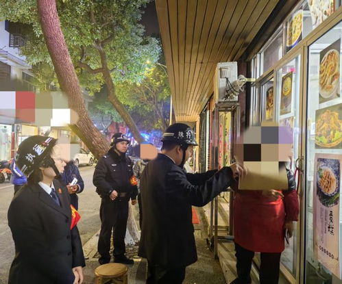四川一贪官从会场被带走画面曝光 四川一贪官从会场被带走画面曝光