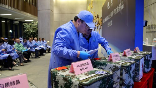 多个景区拥挤程度堪比超市发鸡蛋 多个景区拥挤程度堪比超市发鸡蛋
