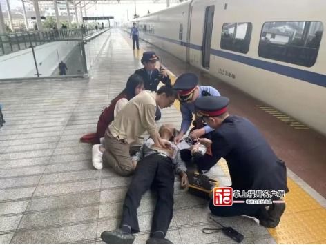 男子故意将孩子遗弃在地铁站 男子故意将孩子遗弃在地铁站