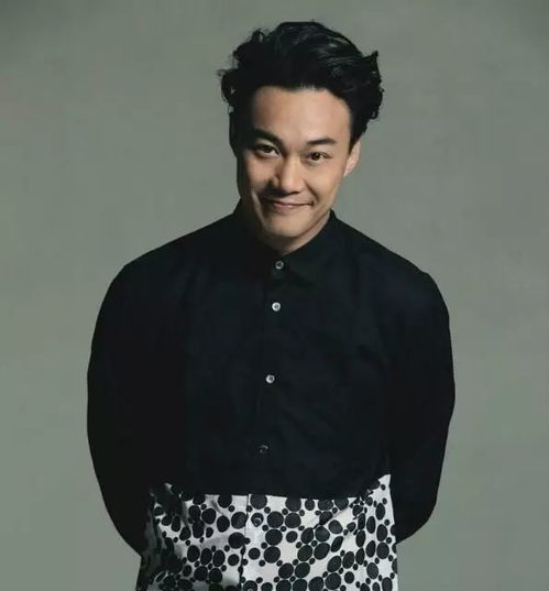 陈奕迅被传去世 歌手叶晓粤:假新闻(陈奕迅被传去世传闻,歌手叶晓粤发声,假新闻! 陈奕迅被传去世 歌手叶晓粤:假新闻(陈奕迅被传去世传闻,歌手叶晓粤发声,假新闻!