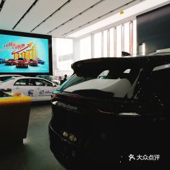 车库改汽车展览馆多少钱(车库改造成汽车展览馆的费用分析)