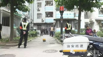有人高空撒1000万现金?警方回应(有人高空撒下千万现金?警方回应背后的真相与法律责任) 有人高空撒1000万现金?警方回应(有人高空撒下千万现金?警方回应背后的真相与法律责任)