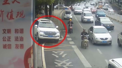 汽车开上人行道罚多少分(汽车开上人行道,罚分与警示) 汽车开上人行道罚多少分(汽车开上人行道,罚分与警示)