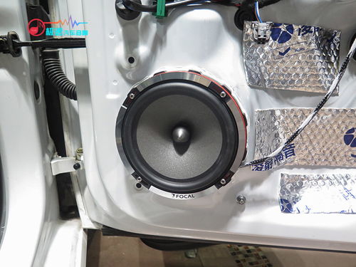 汽车十寸低音炮是多少w(汽车十寸低音炮的功率解析，多少瓦？