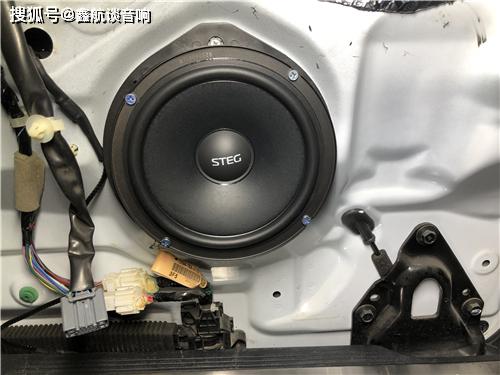 汽车音响6个带多少瓦(汽车音响功率揭秘,汽车音响6个喇叭带多少瓦? 汽车音响6个带多少瓦(汽车音响功率揭秘,汽车音响6个喇叭带多少瓦?