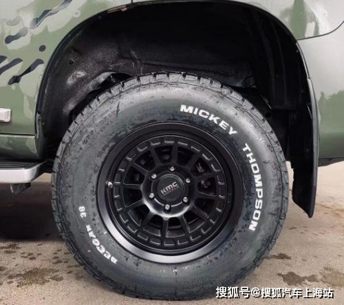 观致5汽车轮毂划痕多少(观致5汽车轮毂划痕修复成本及处理方式探讨)