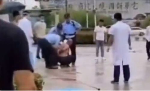 男子殴打妻子后发生性关系被告强奸(男子殴打妻子后强行发生性关系,被控强奸罪) 男子殴打妻子后发生性关系被告强奸(男子殴打妻子后强行发生性关系,被控强奸罪)