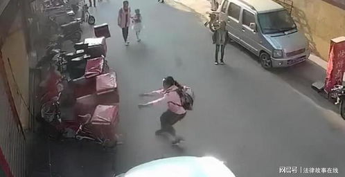 杭州南站有人坠楼 工作人员回应(杭州南站有人坠楼事件，工作人员回应与事件解析)