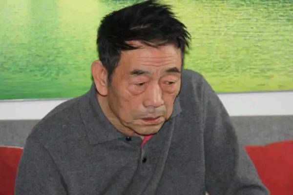 杨少华曾为相声大师马三立捧哏(杨少华与相声大师马三立的捧哏艺术)