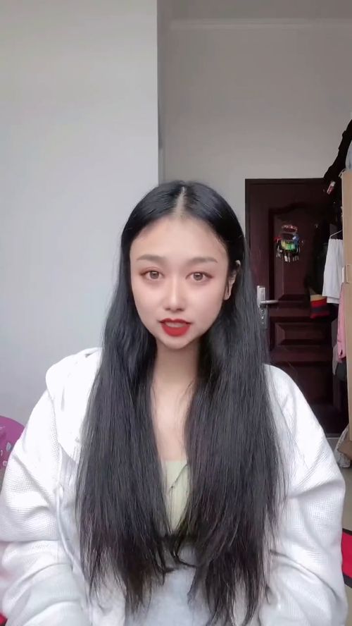 没戏拍的短剧演员在横店卖凉皮 没戏拍的短剧演员在横店卖凉皮