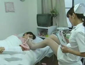 大哥留双拐在医院 骨折小姐姐取走 大哥留双拐在医院 骨折小姐姐取走
