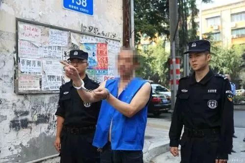 男子潜逃30多年后回老家:怕客死异乡 男子潜逃30多年后回老家:怕客死异乡